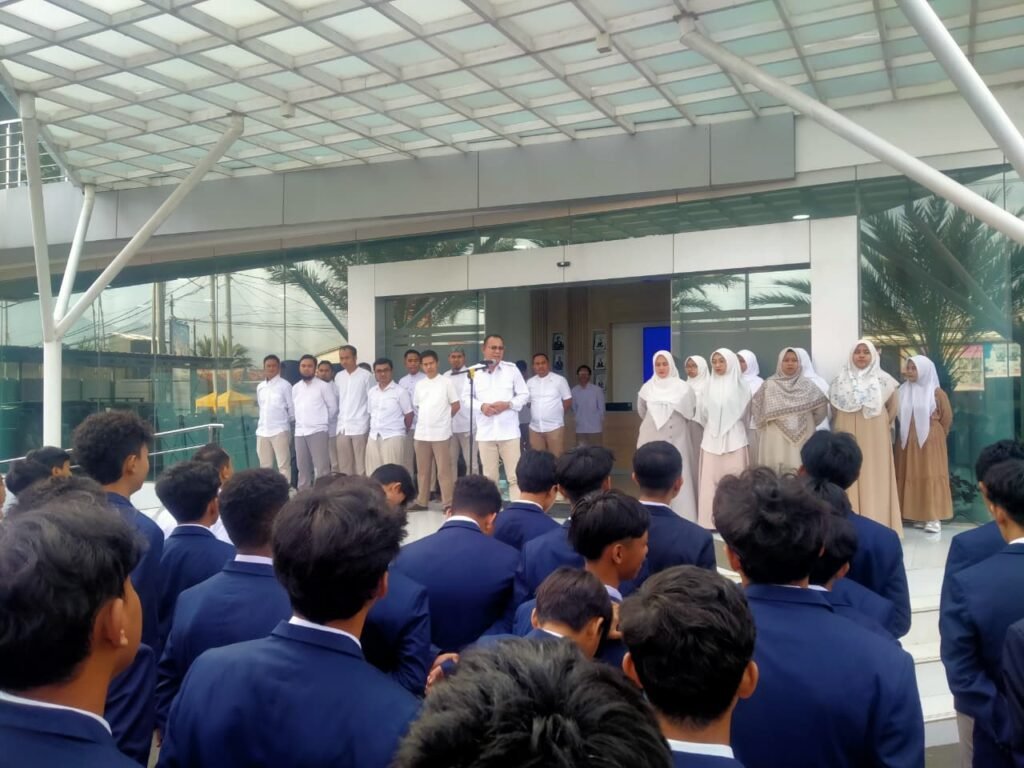 Ketua Komisi D DPRD Kab. Bandung Ingatkan Para Siswa SKYE Tidak Anarkis di Era Digital